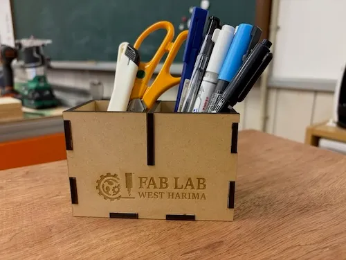 完成したペンホルダー