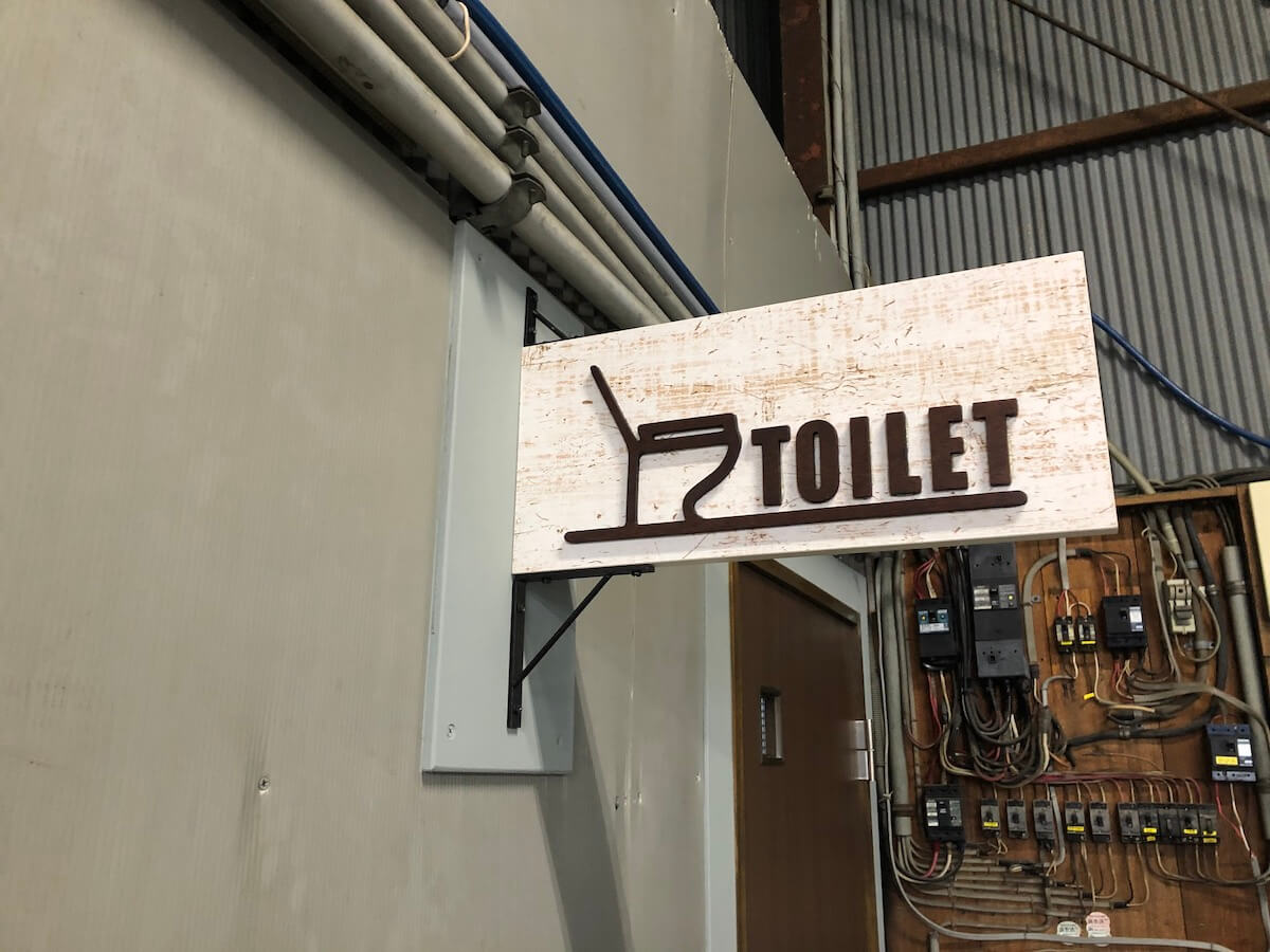 レーザーDIY:手作り壁付けトイレプレート 作り方