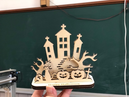 レーザー加工：ハロウィン飾りの作り方（中級）