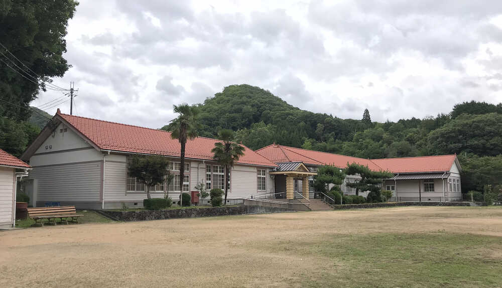 FabLab Westharima Workshop Interior